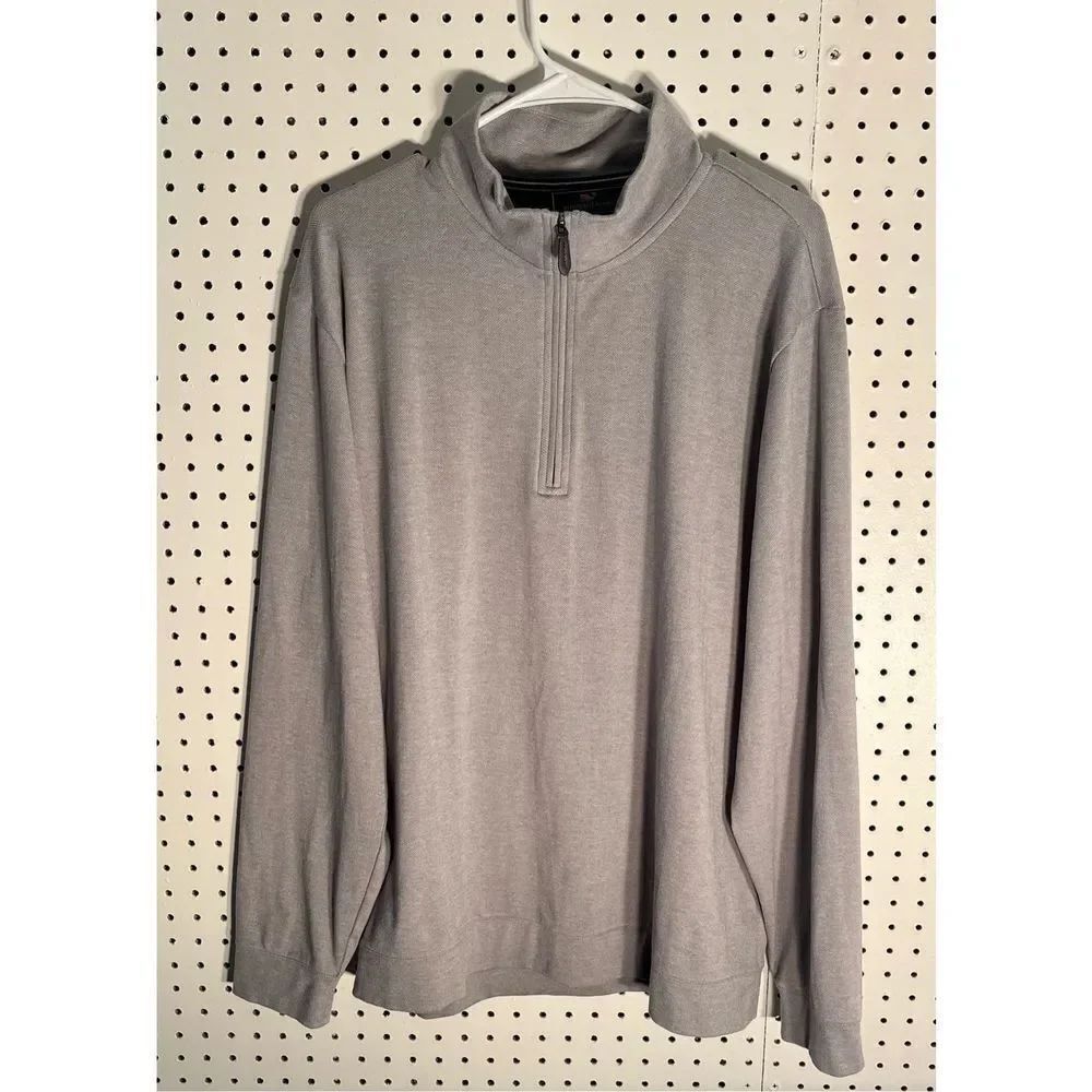 Vineyard Vines sweatshirt